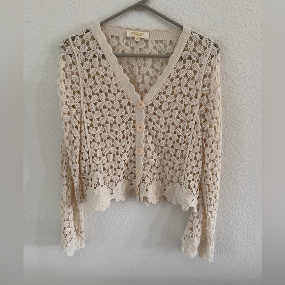 Rebellion Cream Floral Crochet Knit Cardigan-Excellent Condition- Size M - Picture 2 of 8